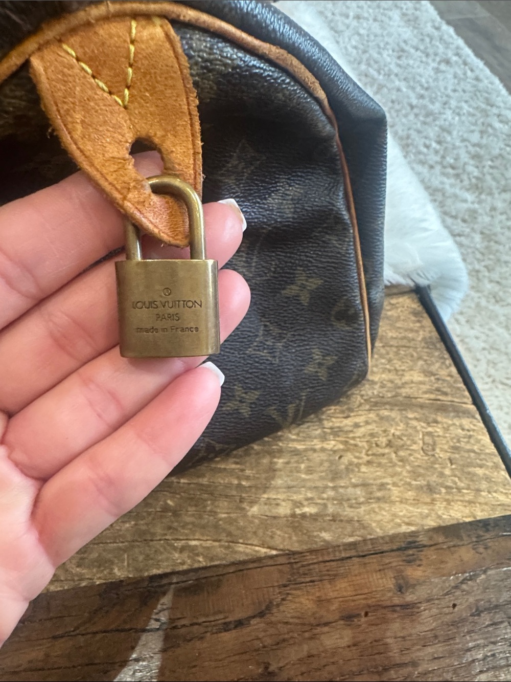 Louis Vuitton monogram 30 speedy Brown Leather-Satchel - Brown/Tan bag - Picture 4 of 17